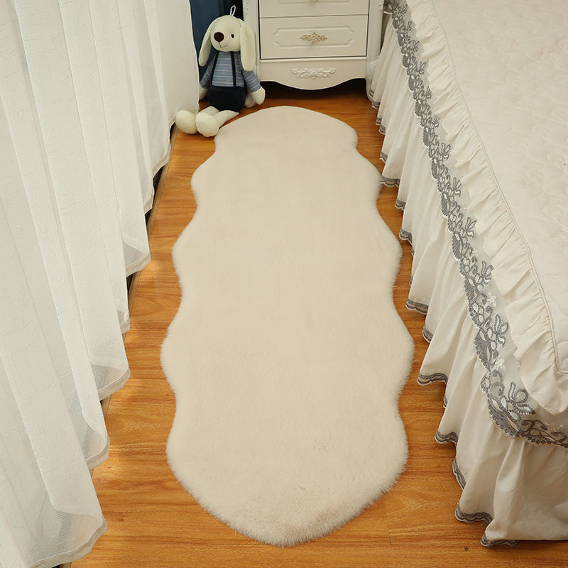 Home Fashion Simple Solid Color Faux Rabbit Fur Bedroom Bedside Carpet