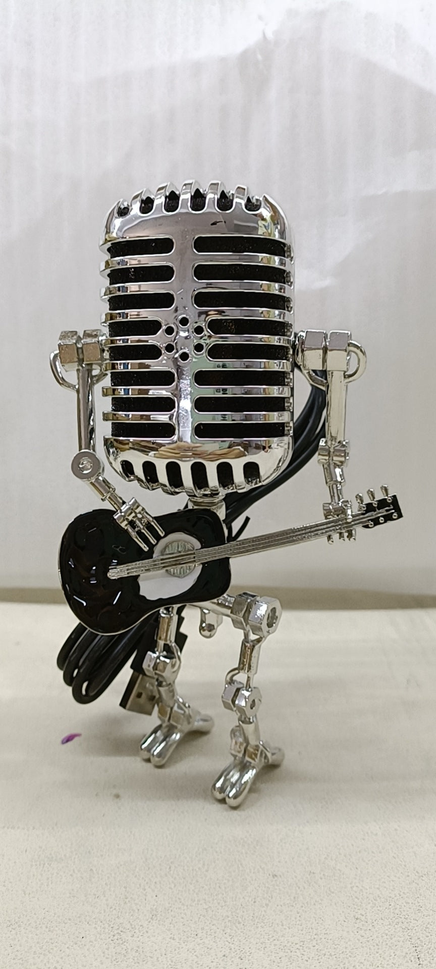 Retro Metal Microphone Robot Desk Lamp